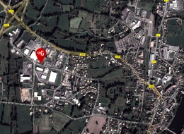 image 4 terrain-constructible-a-confolens-16500-au-sein-d-une-zone-commerciale